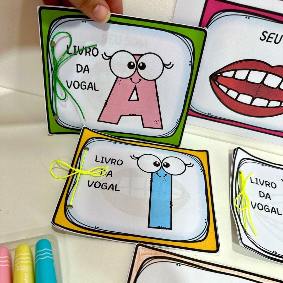 Livrinho Vogais — imagem 2