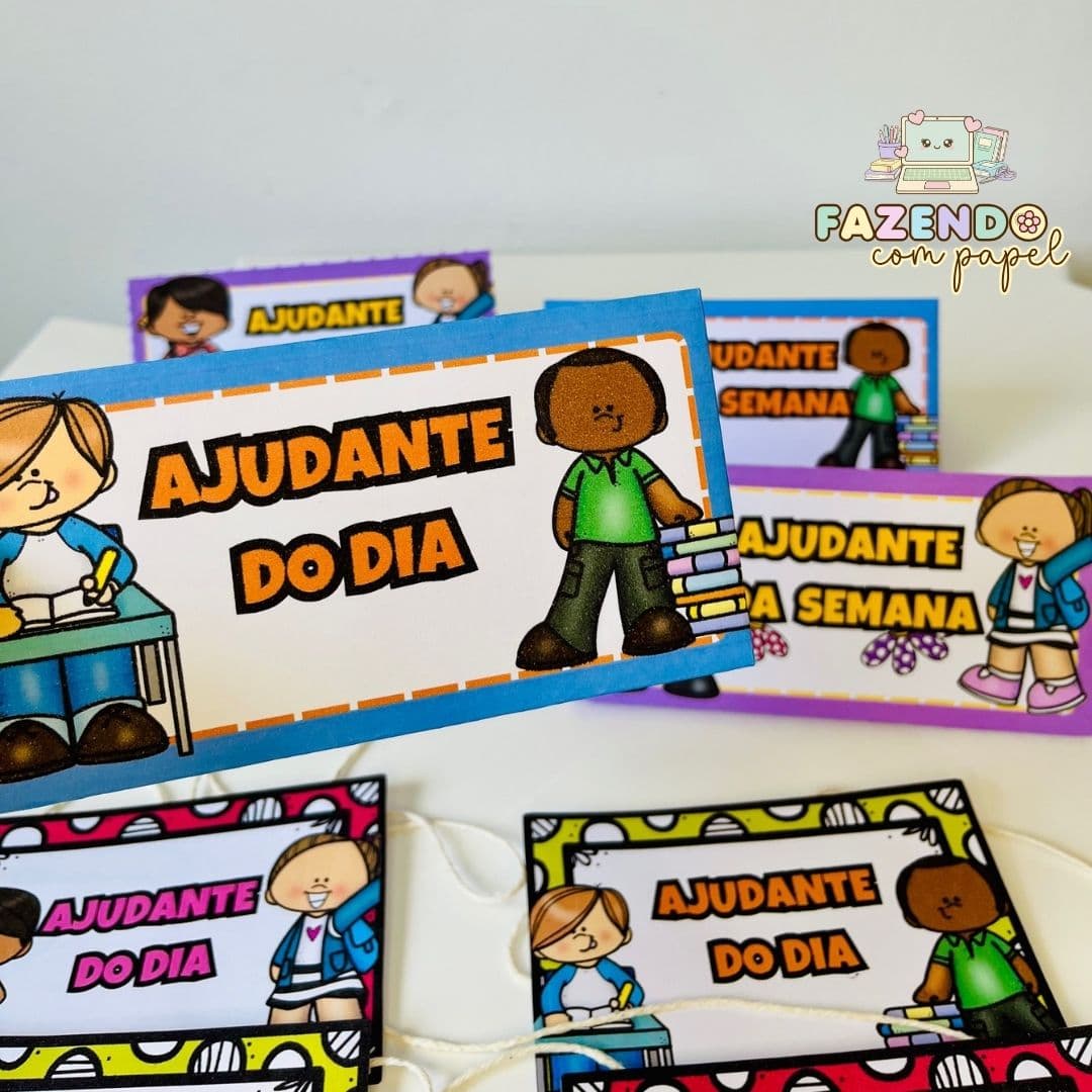 Crachá Ajudante da Sala — imagem 3